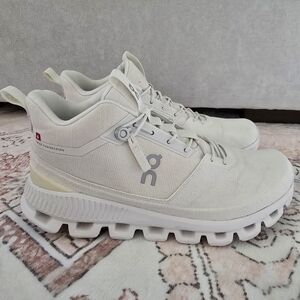 On Cloud Running Boots